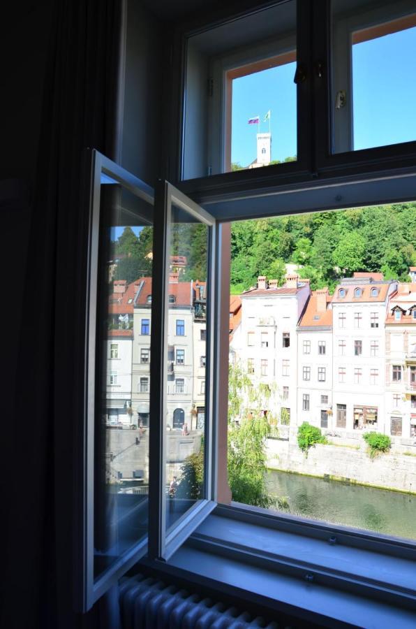 Riverside Apartment Ljubljana Buitenkant foto